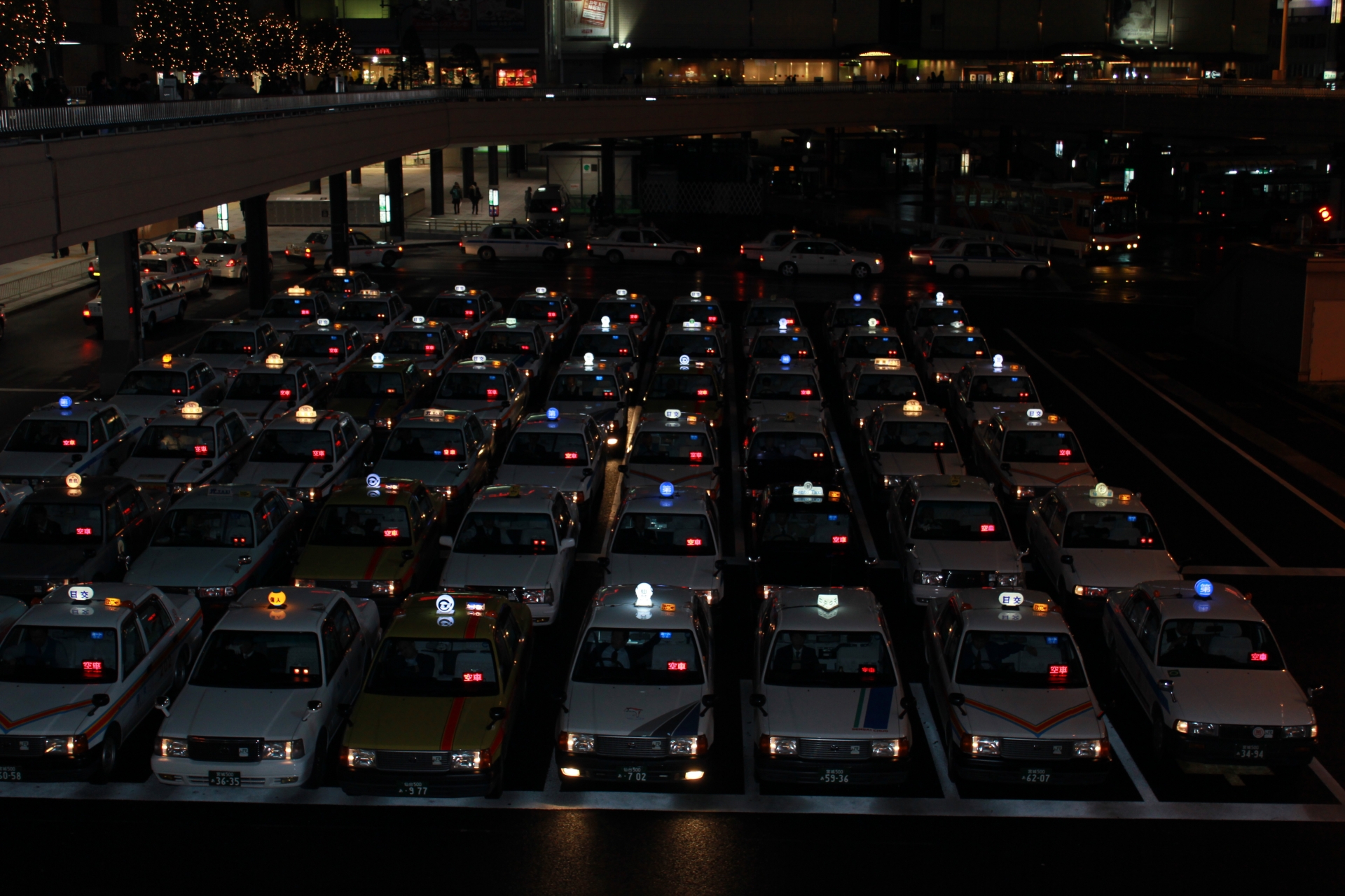 【2月】タクシーの路上駐車を無くす取り組み｜ショットガンシステムについて (2)
